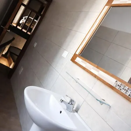 Aparthotel Le Mimose & Oasi Di Relax Tra I Borghi Umbri *