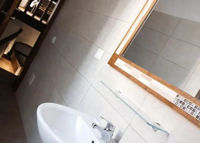 Apartahotel Le Mimose & Oasi Di Relax Tra I Borghi Umbri *